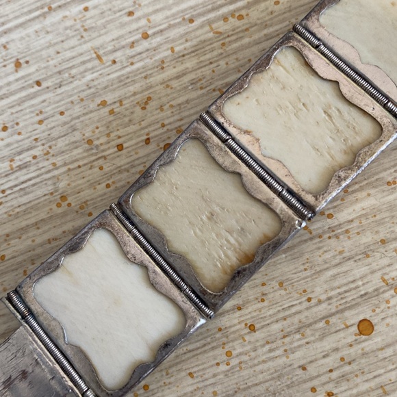 ✨Rare✨Vintage Hand Painted Persian Storyteller Bracelet - Picture 9 of 10